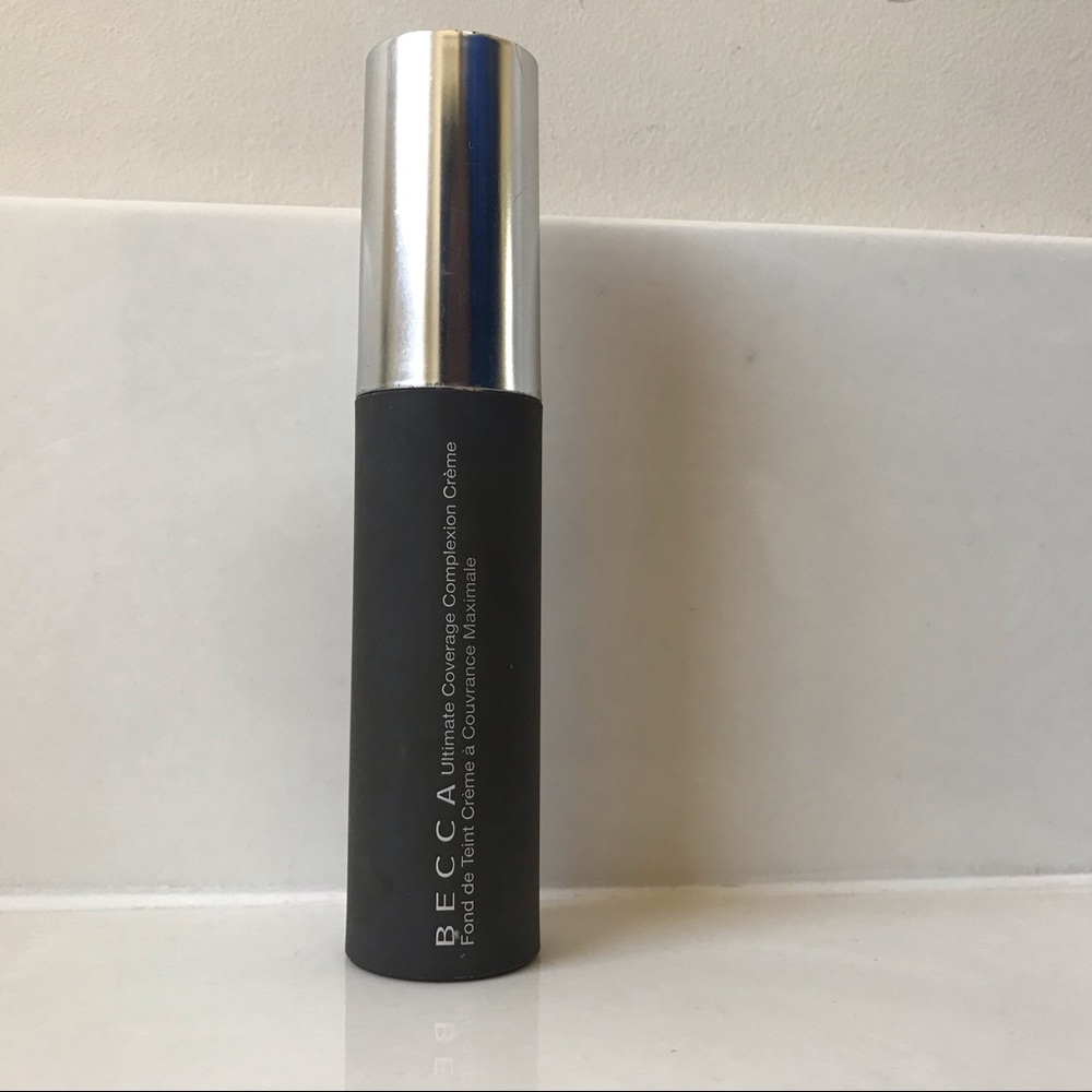 Becca Ultimate Coverage Foundation in Buttercup